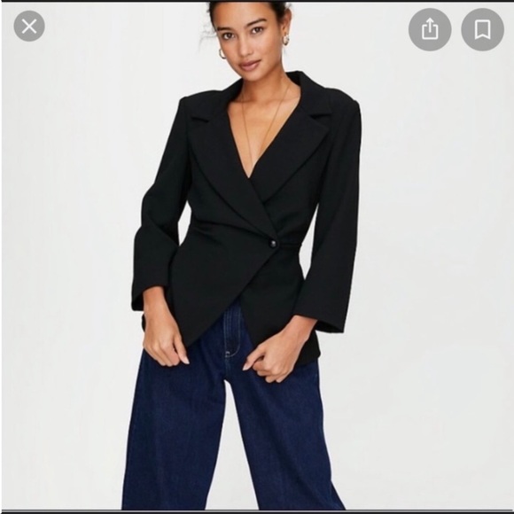 Aritzia Jackets & Blazers - 💗EUC Aritzia Sz4 Selina Single Button Blazer Black